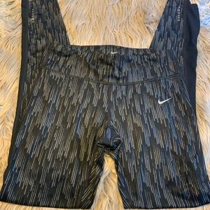 Women’s Nike leggings